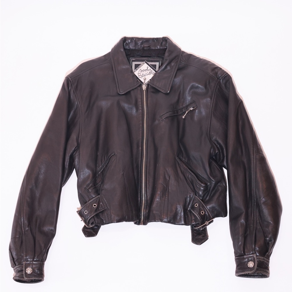 SOLD / Perfectly worn in vintage bomber jacket 🕊️